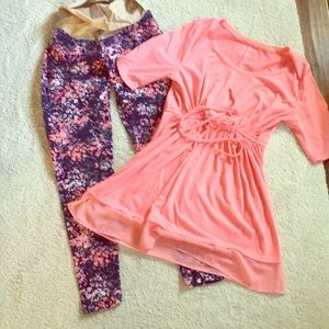 Maternity leggings with matching top